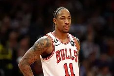 PG电子- 德罗巴和nba球员合影 