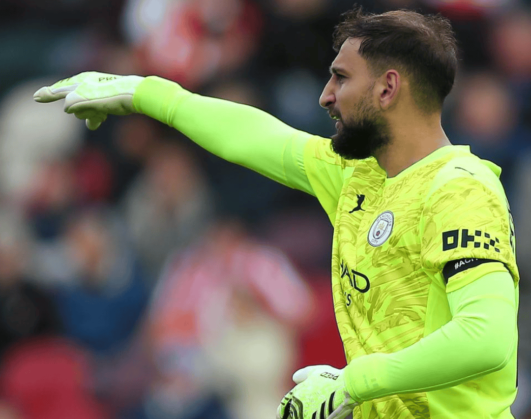 大比分获胜引发热议！，哈兰德在FPX比赛中出色发挥观众掌声雷动(哈兰德比赛视频高清)